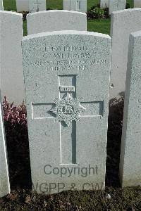 Bailleul Communal Cemetery Extension (Nord) - Williams, C