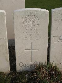 Bailleul Communal Cemetery Extension (Nord) - Wilson, James