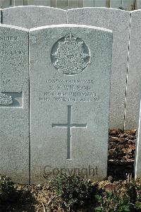 Bailleul Communal Cemetery Extension (Nord) - Wilson, Mervyn Eugene