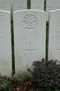 Bailleul Communal Cemetery Extension (Nord) - Wilson, R T