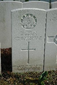 Bailleul Communal Cemetery Extension (Nord) - Wilson, William
