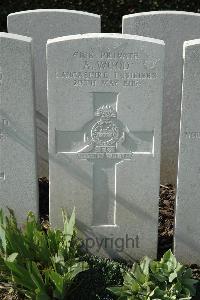 Bailleul Communal Cemetery Extension (Nord) - Wood, A