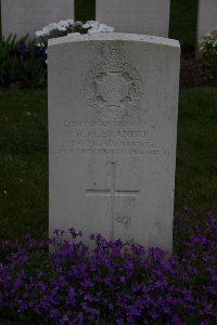 Bailleul Communal Cemetery (Nord) - Alexander, Reginald