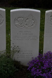 Bailleul Communal Cemetery (Nord) - Ashford, Frederick Jesse