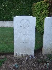 Querrieu British Cemetery - Byers, Thomas Ernest