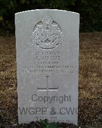 Stanley Military Cemetery - Ainslie, George