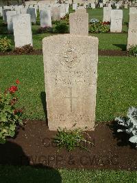 Cairo War Memorial Cemetery - Adamson, Kenneth