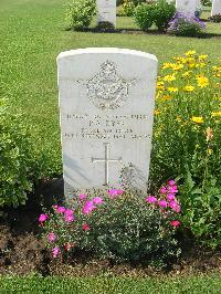 Heliopolis War Cemetery - Dyer, Percy Andrew (Perce)