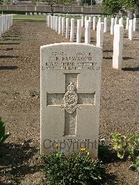 Heliopolis War Cemetery - Falwasser, Peter Felix