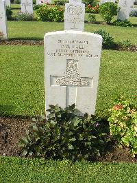 Heliopolis War Cemetery - Hall, Peter Mowat