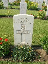 Heliopolis War Cemetery - Lee, Ernest Alister