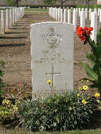 Heliopolis War Cemetery - Sant, John Beauchamp