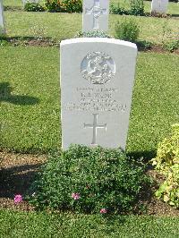 Heliopolis War Cemetery - Wood, Farnell Seymour