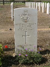 Heliopolis War Cemetery - Wright, Victor Albert