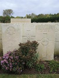 Doullens Communal Cemetery Extension No.1 - Aiston, James