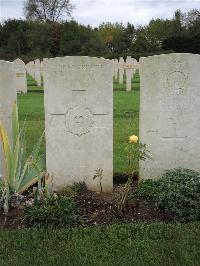 Doullens Communal Cemetery Extension No.1 - Allebone, Harry
