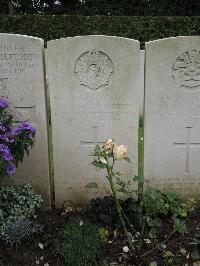 Doullens Communal Cemetery Extension No.1 - Duckett, Harold Lupton