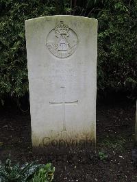 Doullens Communal Cemetery Extension No.1 - Handy, H
