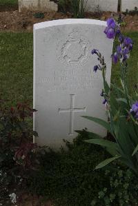 Grove Town Cemetery Meaulte - Buxton, Hugh Forster