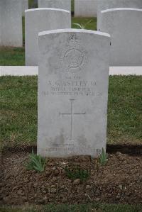 Dantzig Alley British Cemetery Mametz - Astley, Aston Giffard