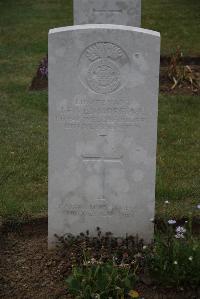 Dantzig Alley British Cemetery Mametz - Venmore, James Frederick