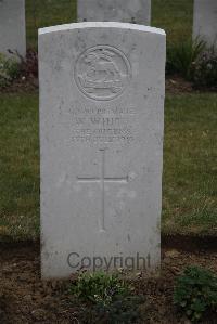 Dantzig Alley British Cemetery Mametz - White, W
