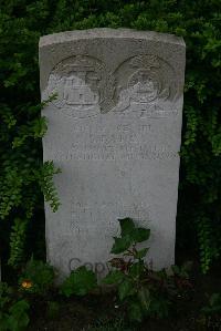 Esnes Communal Cemetery - Baker, Joseph Samuel