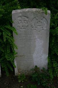 Esnes Communal Cemetery - Brownhill, T