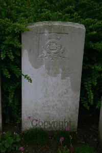 Esnes Communal Cemetery - Darcy, J