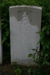 Esnes Communal Cemetery - Fletcher, C