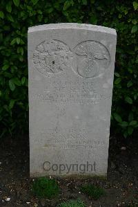 Esnes Communal Cemetery - McShane, R