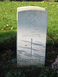 Cite Bonjean Military Cemetery Armentieres - Abbs, G