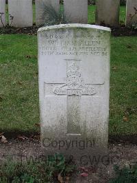 Cite Bonjean Military Cemetery Armentieres - Allen, William