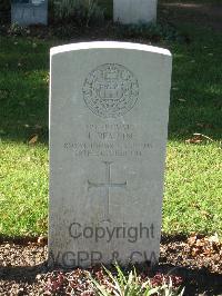 Cite Bonjean Military Cemetery Armentieres - Devlin, J
