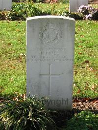 Cite Bonjean Military Cemetery Armentieres - Price, F