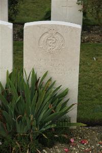 Philosophe British Cemetery Mazingarbe - Allen, E A