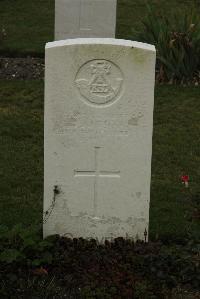 Philosophe British Cemetery Mazingarbe - Amison, J