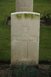 Philosophe British Cemetery Mazingarbe - Arrowsmith, A