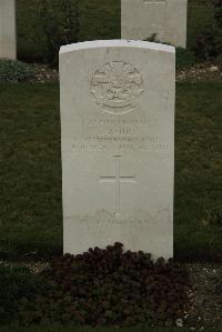Philosophe British Cemetery Mazingarbe - Ashby, S