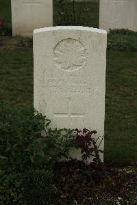 Philosophe British Cemetery Mazingarbe - Ashley, Monson Fredrick