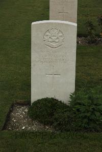 Philosophe British Cemetery Mazingarbe - Baldwin, F A