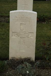 Philosophe British Cemetery Mazingarbe - Barnett, W S