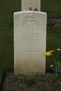 Philosophe British Cemetery Mazingarbe - Barton, H