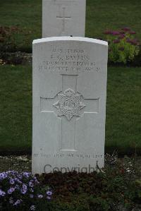 Philosophe British Cemetery Mazingarbe - Bayliss, Frederick George