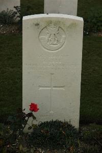 Philosophe British Cemetery Mazingarbe - Bell, Reginald