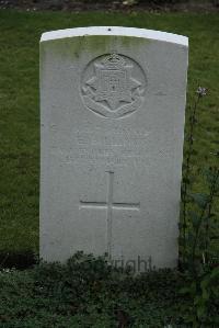 Philosophe British Cemetery Mazingarbe - Billings, E