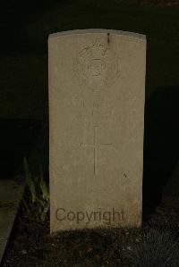 Philosophe British Cemetery Mazingarbe - Bird, F