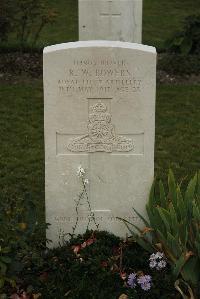 Philosophe British Cemetery Mazingarbe - Bowers, R W