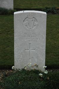 Philosophe British Cemetery Mazingarbe - Brady, A