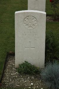 Philosophe British Cemetery Mazingarbe - Bramer, Thomas Edwin